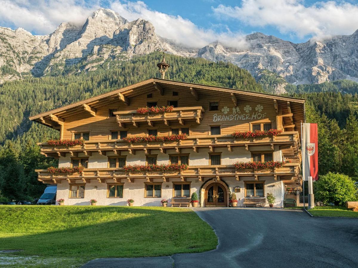 Brandtnerhof Betriebe Aparthotel Waidring Exterior foto